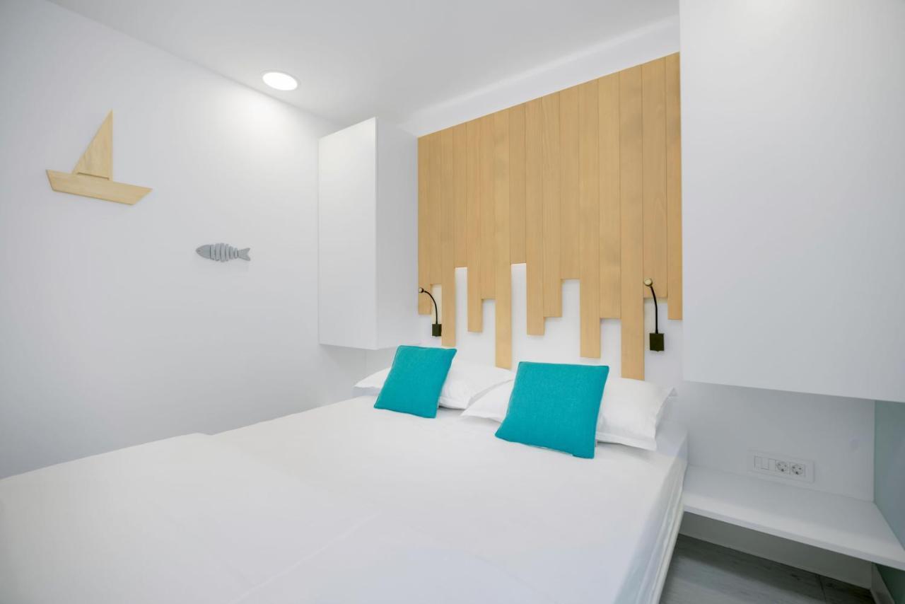 Kamp Vira Hotel Hvar Town Bagian luar foto