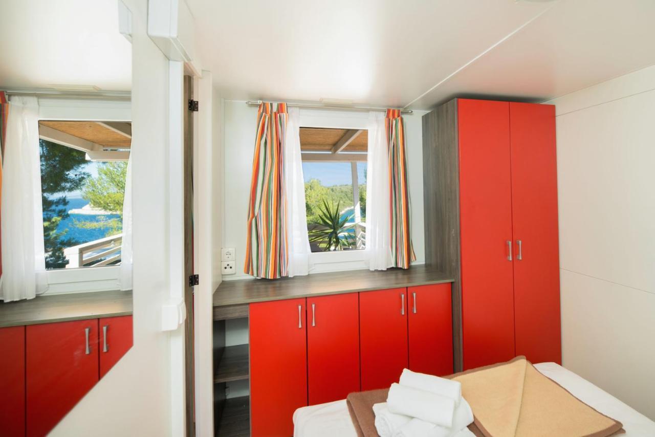 Kamp Vira Hotel Hvar Town Bagian luar foto