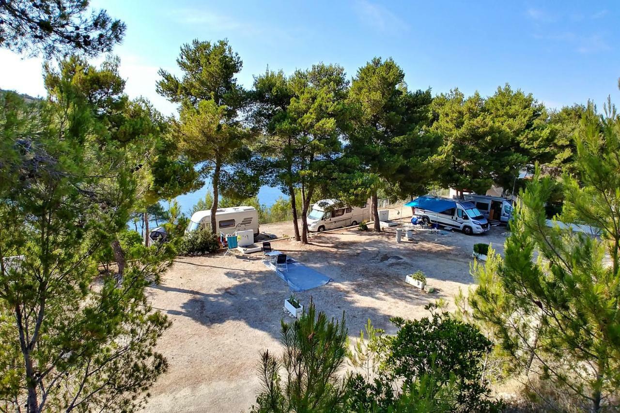 Kamp Vira Hotel Hvar Town Bagian luar foto